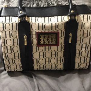 Carolina Herrera purse not authentic but it's new